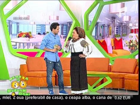 Laura Lavric la Neatza