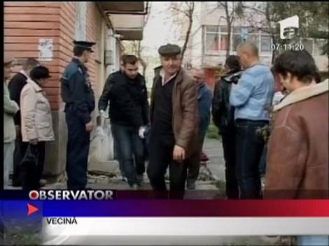 O femeie a cazut pe fereastra in timp ce facea curat