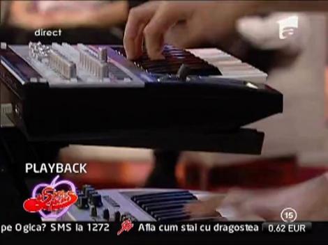 Voxis - Tell me everything