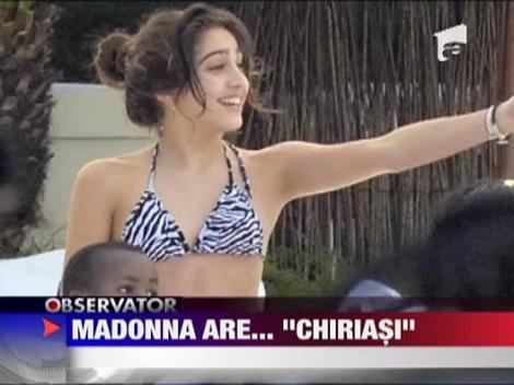 Casa Madonnei infestata cu paduchi