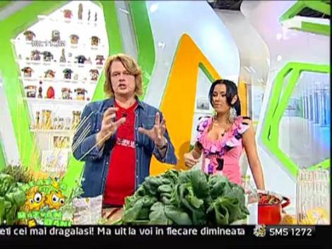 Ravioli cu sos de spanac si cascaval