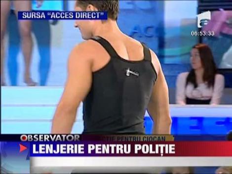 Catalin Botezatu i-a facut un cadou lui Christian Ciocan o linie de lenjerie intima