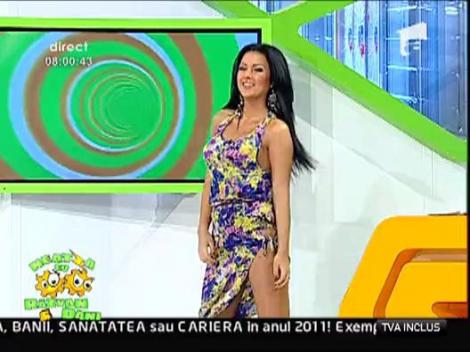 Daniela Crudu si fusta lunga-scurta