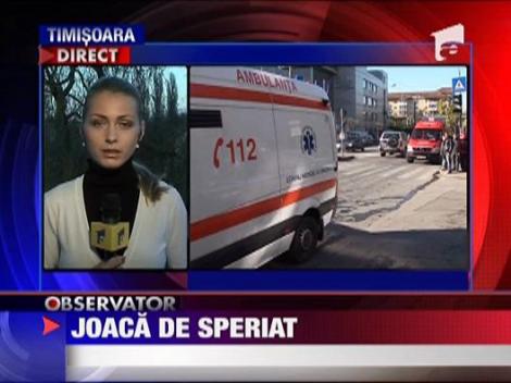 Au aruncat cu fumigene in clasa