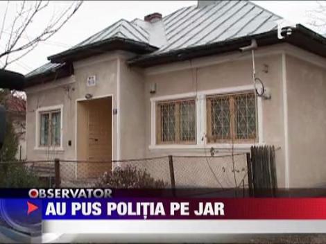 Au vrut sa incendieze masina politiei