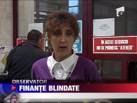 Agentiile ANAF din Pitesti au masini si geamuri bilndate