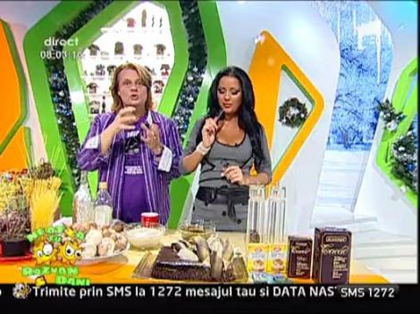 Tort de cacao cu rom