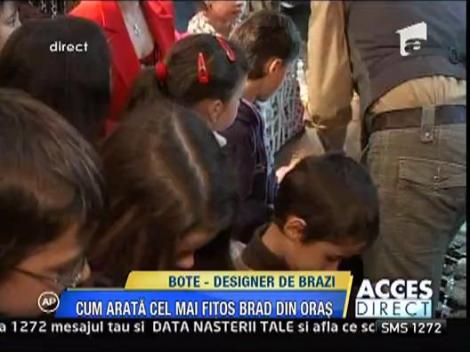 Catalin Botezatu a fost colindat de un grup de copii