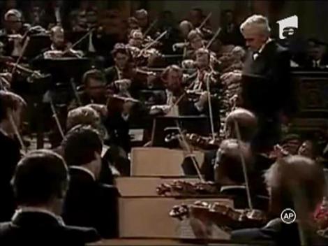 Vanghelie merge la concert