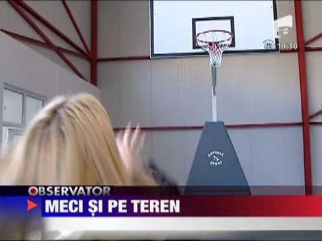 Meci de baschet cu  Elena Udrea si Marian Vanghelie