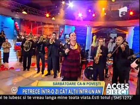 Monica Anghel si Mahala Rai Banda au cantat la Acces Direct