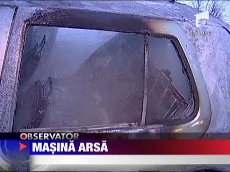 Masina arsa in Saftica