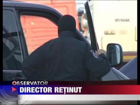 Director retinut