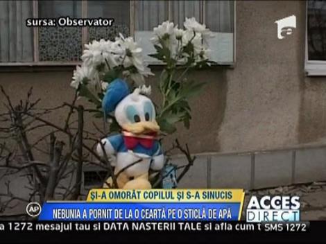 Si-a injunghiat iubita, apoi a sarit cu baietelul pe geam, de la etajul 9