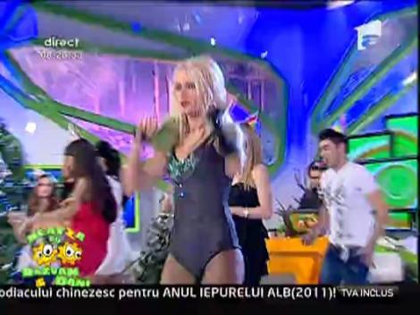 DeepCentral - Music Makes Me Free