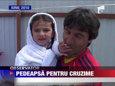 Si-a ars cu acid nepoata, iar acum plateste