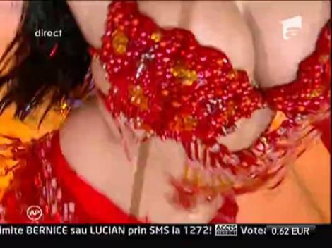 Mona a dansat dupa muzica orientala, la Acces Direct