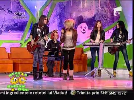 Blaxy Girls - Revolution