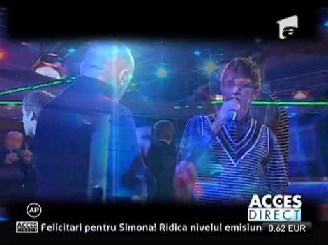 Cristian sau Cristina? SMS la 1272