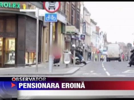 O britanica de 70 de ani a oprit o banda de hoti