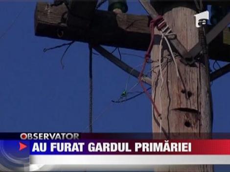 Au furat gardul primariei