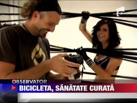 Super calendar cu cele mai sexy cicliste din lume