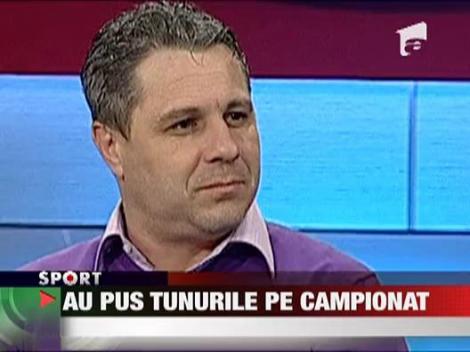 Au pus tunurile pe campionat