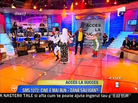 Steliana Sima si Mihai Costantinescu - M-a facut mama oltean