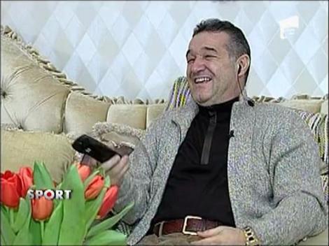 Mititelu: "Atentie Petrica"