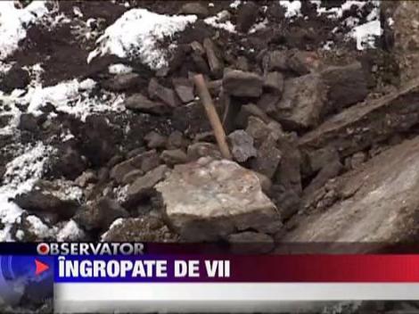 Ingropate de vii in timp ce sapau dupa fier vechi