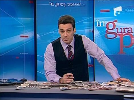 Mircea Badea citeste mesajul unui telespectator