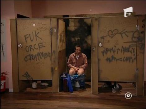 Daniela Crudu si Bianca Dragusanu, interviu la toaleta