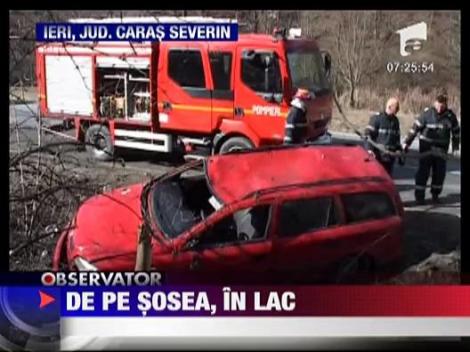 Un sofer s-a rasturnat cu masina intr-un lac plin cu apa in Caras-Severin