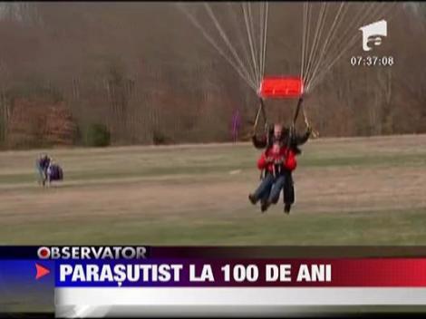 Salt cu parasuta la 100 de ani