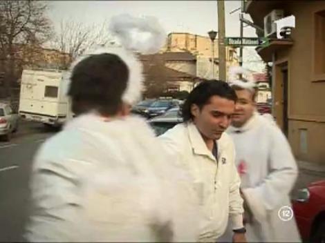 Becali intre Oana Zavoranu si Pepe