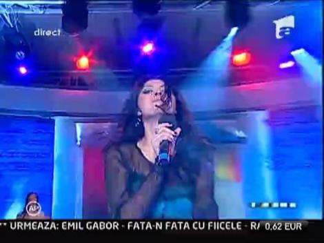 Daya Mari canta la Acces DIrect