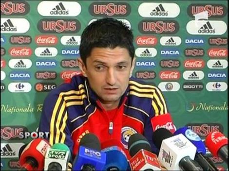 Amatorii de la Luxemburg, artisti in viziunea lui Lucescu