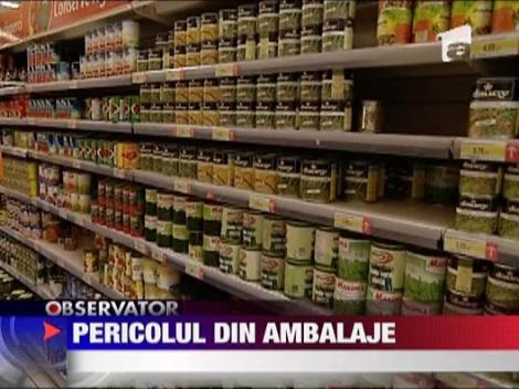 Ambalajele care protejeaza mancarea si bauturile ne pot face mult rau