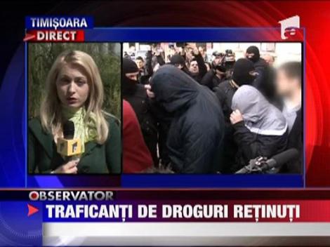 Traficanti de droguri retinuti