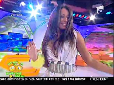 Snatt & Vix feat. Alexandra Badoi - Cold Shower