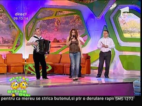 Diana Bisinicu a cantat la Neatza