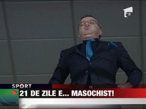 Cartu este masochist!