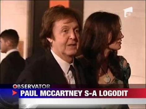 Paul McCartney s-a logodit