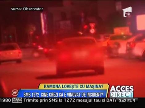 Ramona loveste cu masina?