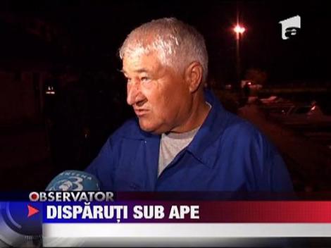 Patru oameni disparuti sub apele Deltei Dunarii