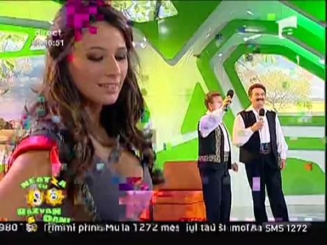 Dans sexy pe muzica populara