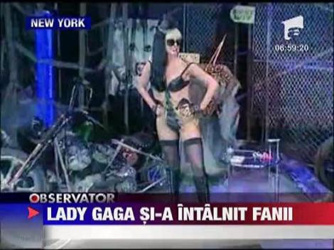 Lady Gaga si-a intalnit fanii