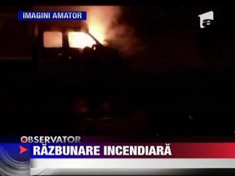 Masina incendiata in Brasov