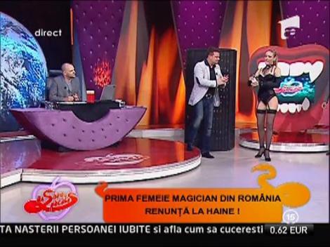 Prima femeie magician din Romania renunta la haine la Un Show Pacatos