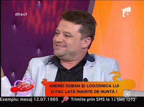 Andrei Duban a adus invitatii la nunta